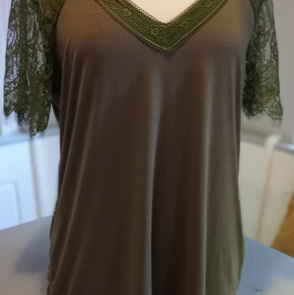 La miel eyelash lace t shirt green top - Picture 2 of 10